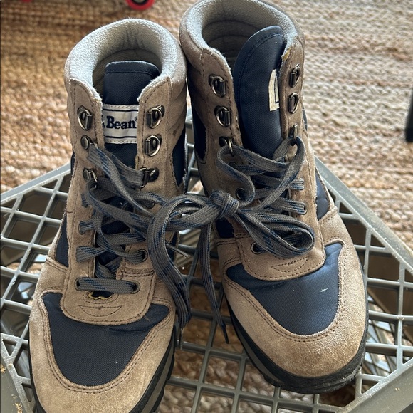 L.L. Bean Thinsulate Lined Vintage Hiking outdoors Boots women’s 8 - Picture 2 of 6